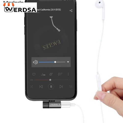 مبدل لایتنینگ 1 به 2 مک دودو مدل CA-618
