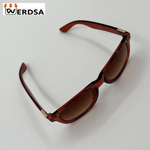 عینک آفتابی زنانه quiksilver کد eyn1002